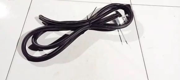 Chevrolet Captiva Rubber seal front coupe door 
