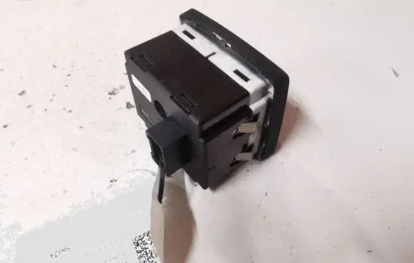 Volvo V50 Light switch 30669734 19206