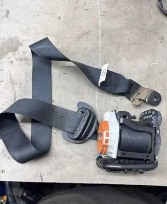 Nissan Qashqai Front seatbelt 50361AN266 309392199 03122015