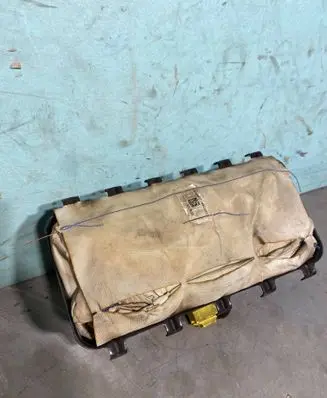 Dodge RAM Knee airbag P648001100CC03