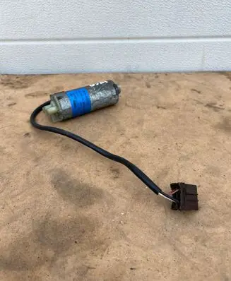 Mercedes-Benz S W220 Seat adjustment motor 2208201542