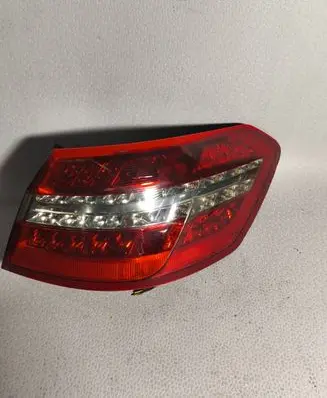 Mercedes-Benz E W212 Rear/tail lights A2129060658