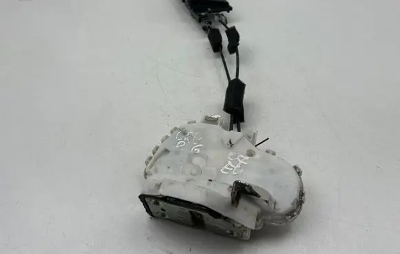 Honda Civic Rear door lock 7261SWAG1 SWG1RHRR