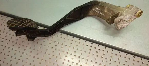 Clutch pedal