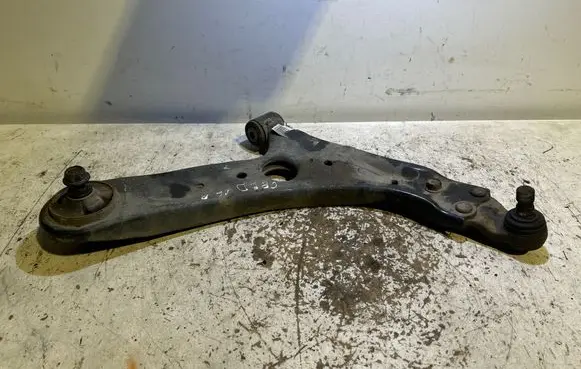 KIA Ceed Front lower control arm/wishbone