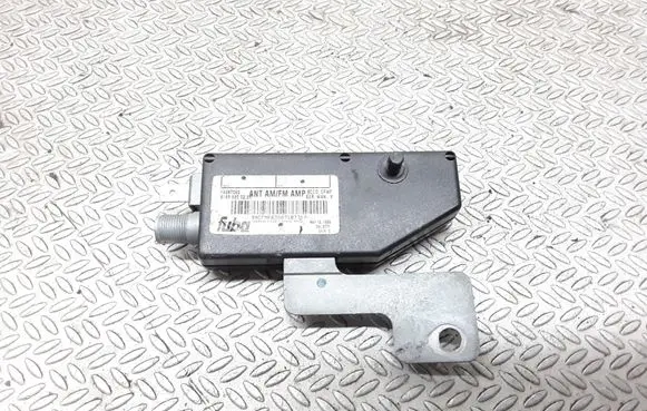 Mercedes-Benz ML W163 Aerial antenna amplifier 1638200089