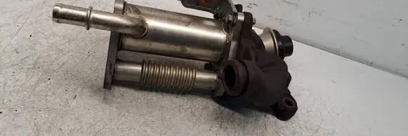 Renault Megane III EGR thermostat 147355713R