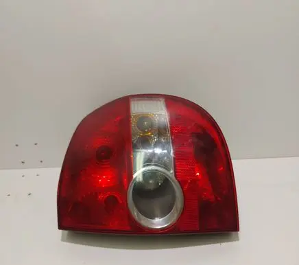 Volkswagen Fox Rear/tail lights XB2263 32DF
