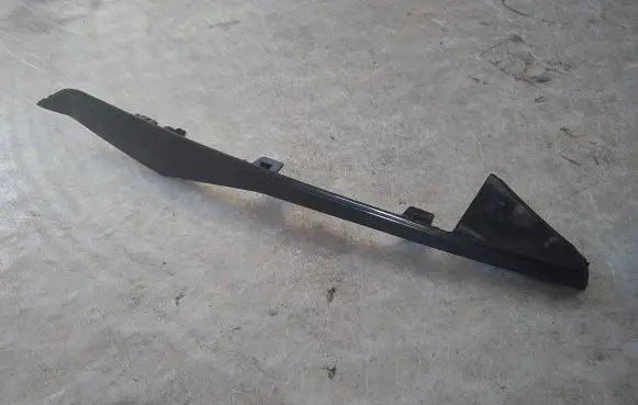 Ford Explorer V Radio/GPS head unit trim FB5378045N61A
