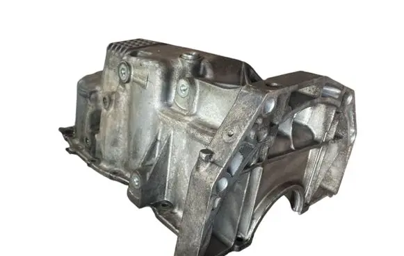Nissan Qashqai Oil sump 8200451325 8200660297