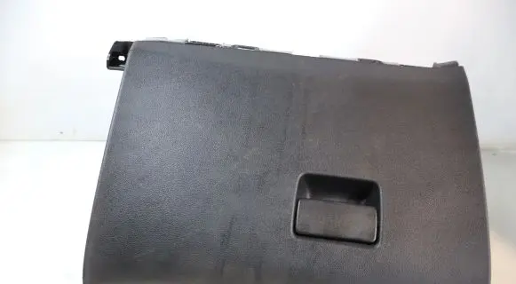 Opel Astra J Glove box 