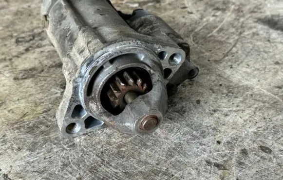 Mercedes-Benz Vito Viano W639 Starter motor A6519060026 4280005511 6519060026
