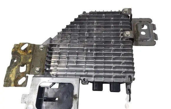 Mazda 6 Voltage converter/converter module GKK167Y60C K021613C25 13C25424CS05235