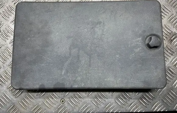 Mitsubishi Pajero Tool box 