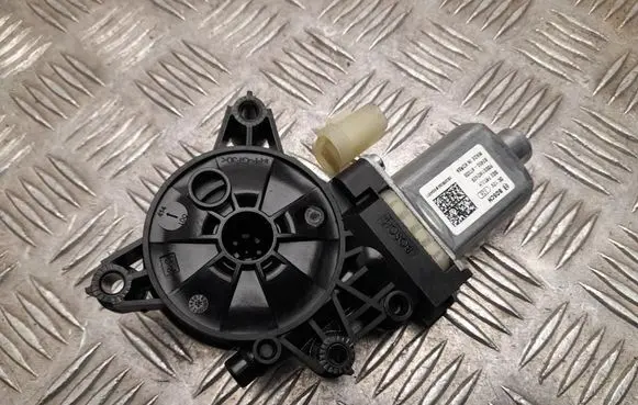 KIA Niro Front door window regulator motor 82450AT000