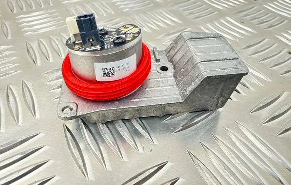Hyundai i30 LED ballast control module 0492151130 0000210313