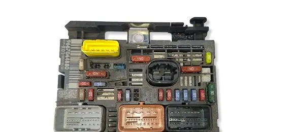 Peugeot 3008 I BSM Control unit 9667044880 12615903