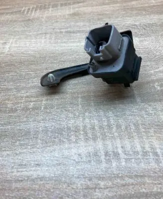 Toyota Yaris Glow plug pre-heat relay 2861067010 1567000671