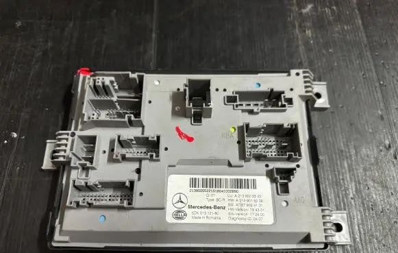Mercedes-Benz CLS W257 Comfort/convenience module A2139005522 A2139015206 154301