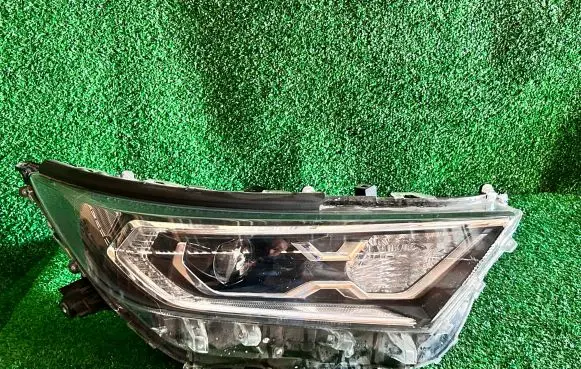 Toyota RAV 4 (XA50) Headlight/headlamp