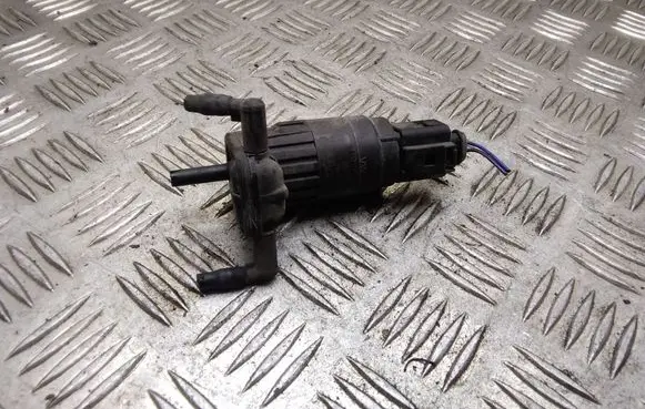 Audi A4 S4 B7 8E 8H Windscreen/windshield washer pump 1T0955651A