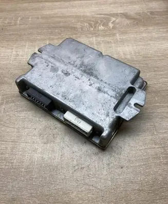 Peugeot 605 Suspension control unit/module 9608383180 1740007013