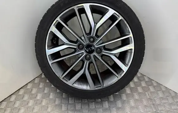 KIA Rio R17 alloy rim 52910H8600
