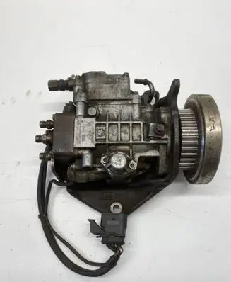 Volkswagen Transporter - Caravelle T4 Fuel injection high pressure pump 0460415983 074130115B