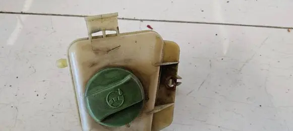 Volkswagen Transporter - Caravelle T5 Power steering fluid tank/reservoir 7H0422371A
