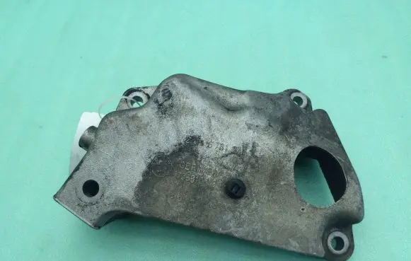 BMW 5 F10 F11 Engine mounting bracket 73681310 22116781241