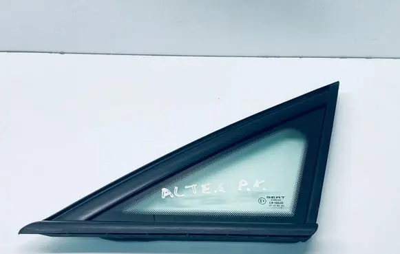 Seat Altea Front triangle window/glass 5P0845411C