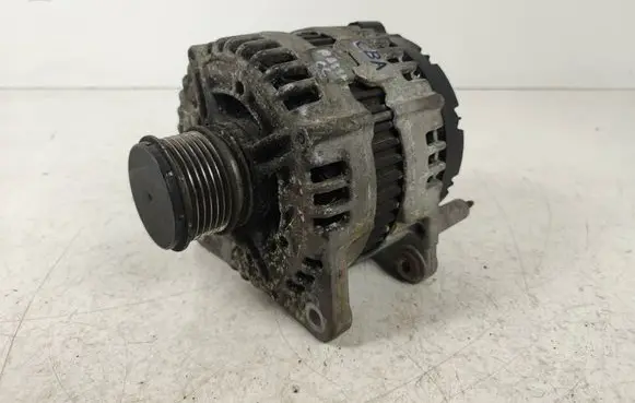 Volkswagen PASSAT CC Generator/alternator 03G903023 14V180A 0121715003