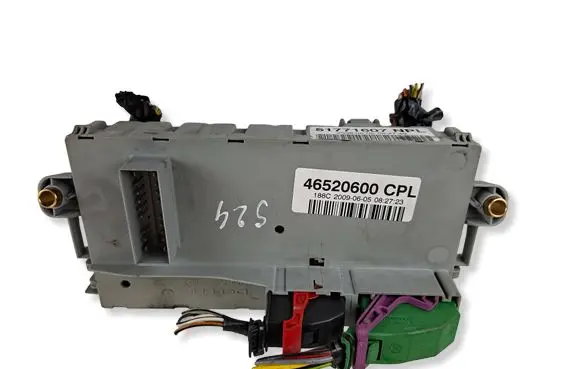 Fiat Panda II Fuse module 46520600 46520600CPL