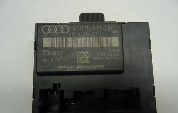 Audi Q7 4L Door control unit/module 4L0959794B