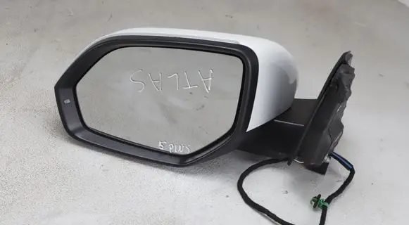 Front door electric wing mirror