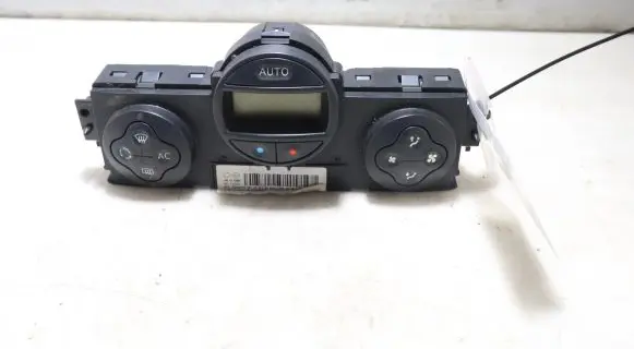 Renault Scenic II - Grand scenic II Interior fan control switch 