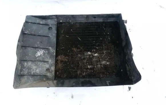 Volkswagen Golf III Coolant radiator
