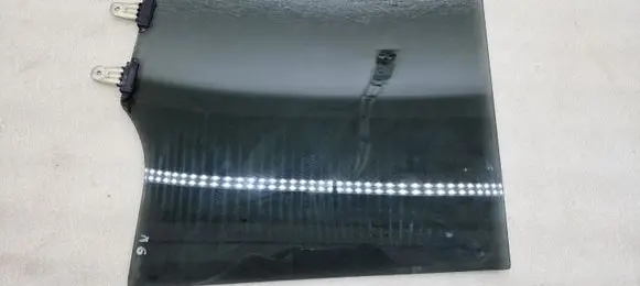 Suzuki Grand Vitara II Rear door window glass
