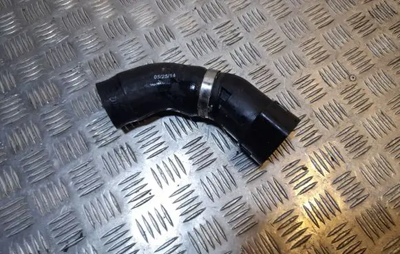 Volkswagen Jetta VI Intercooler hose/pipe 04L145828D