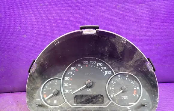 Peugeot 1007 Speedometer (instrument cluster) 9658241580