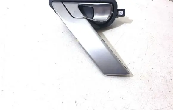 Nissan Primera Front door interior handle Z50252000