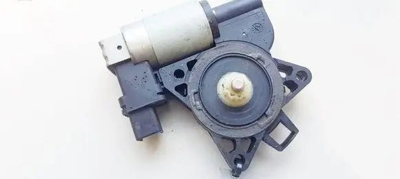 Sliding door window regulator with motor