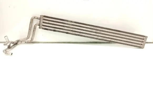 Volkswagen Touareg I Power steering radiator 7L6422885D