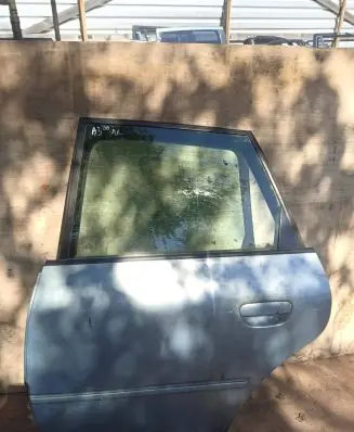 Audi A3 S3 8L Rear door