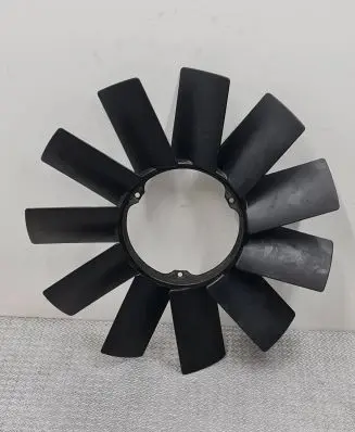 BMW 5 E39 Fan impeller 11521712058
