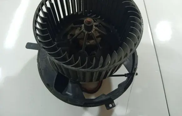 Heater fan/blower