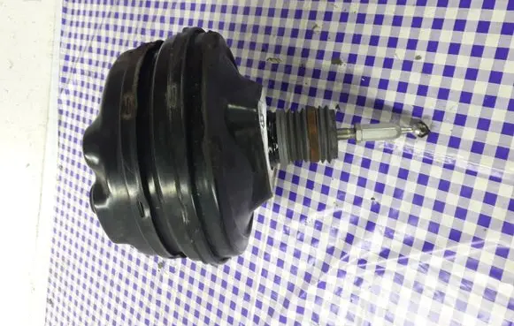 Audi A4 S4 B7 8E 8H Brake booster 8E07112105