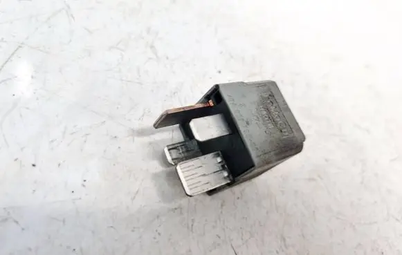 Ford Mondeo MK IV Other relay 6G9T14B192EA 6G9T-14B192-EA