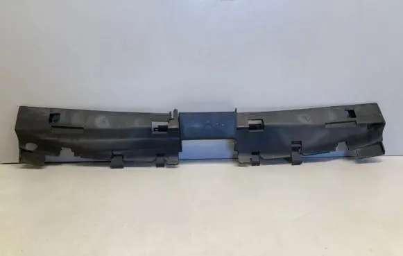 Radiator trim