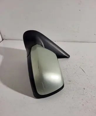 Mazda 2 Front door electric wing mirror E9024202 E9014202